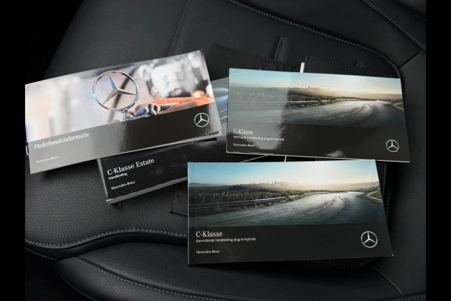 Mercedes-Benz C-Klasse Estate 300 e Luxury Line, vol leder, elect bedienbare trekhaak, sfeerverl. 1 e eigenaar, NL auto met nap
