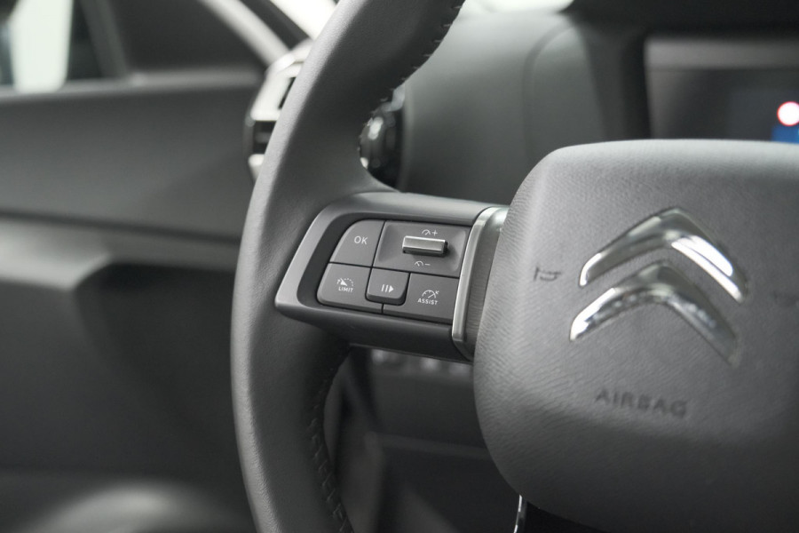 Citroën Ë-C4 X You 50 kWh | SOH 97,1% | 3 FASE Laadfunctie | Camera | Apple Carplay
