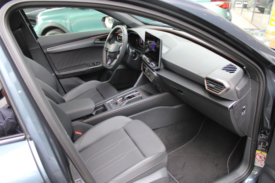 CUPRA Formentor 1.5 TSI e-Hybrid Business | Trekhaak | Eclipse pack | Panoramadak