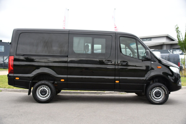 Mercedes-Benz Sprinter 319 V6 3.0 CDI L2H1 DC 4x4 PB Edtion Cruise, Carplay, 4Matic, 10,5'' Mbux, Automaat, Airco, Uniek!