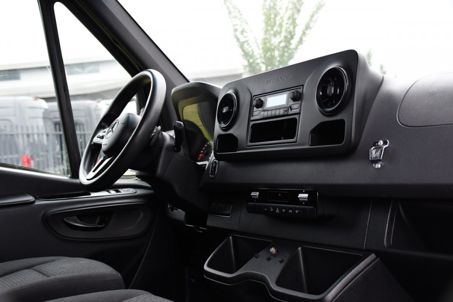 Mercedes-Benz Sprinter 319 V6 3.0 CDI L2H1 DC 4x4 PB Edtion Cruise, Carplay, 4Matic, 10,5'' Mbux, Automaat, Airco, Uniek!