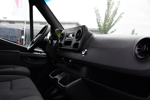 Mercedes-Benz Sprinter 319 V6 3.0 CDI L2H1 DC 4x4 PB Edtion Cruise, Carplay, 4Matic, 10,5'' Mbux, Automaat, Airco, Uniek!