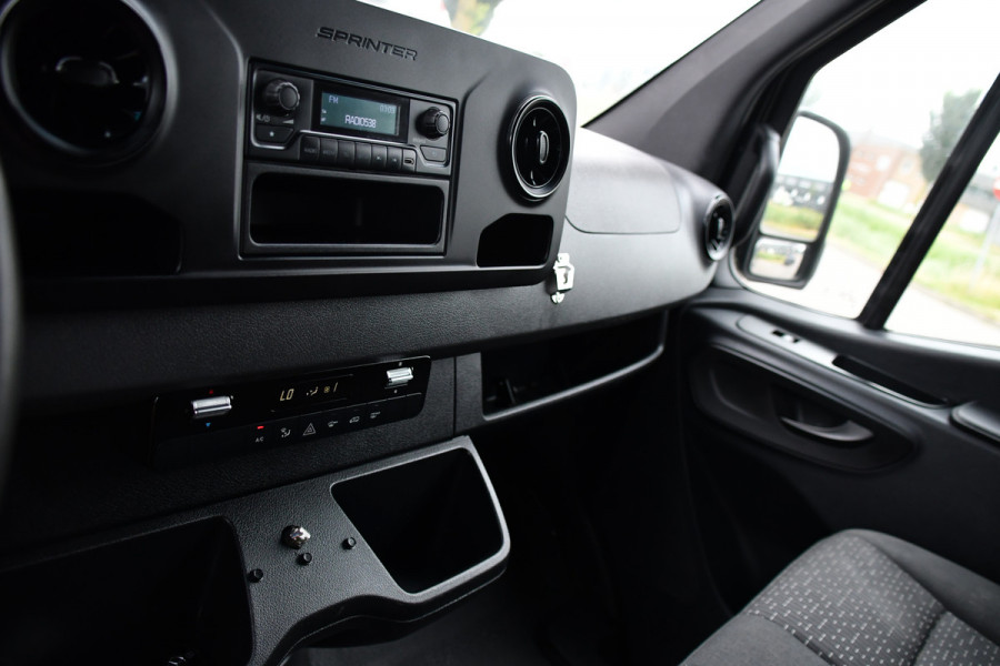 Mercedes-Benz Sprinter 319 V6 3.0 CDI L2H1 DC 4x4 PB Edtion Cruise, Carplay, 4Matic, 10,5'' Mbux, Automaat, Airco, Uniek!