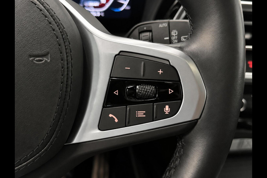 BMW iX3 High Executive M Sport 80 kWh Panoramadak Driving Adaptive Cryuise Control Leder Assistant Professional Camera Adaptief LED Shadow Line Stoelverwarming