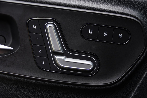 Mercedes-Benz Sprinter 314 2.2 CDI L2H2 Black Edition Full Options! Adaptieve Cruise, Camera, LED, Memory, Standkachel, Stoelverwarming, Trekhaak, Voorruit verwarming, Carplay, 10,5'' Mbux, Uniek!