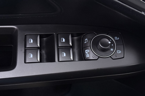 Ford FOCUS Wagon 1.0 EcoBoost Hybrid Titanium X Business (STUUR-/STOELVERWARMING, TREKHAAK, CAMERA, NAVI, DIGITALE COCKPIT)