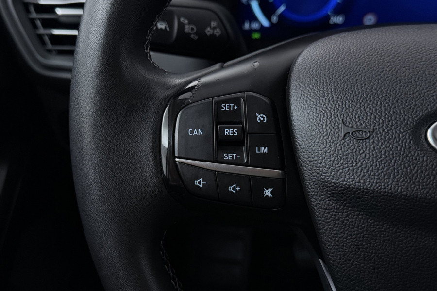 Ford FOCUS Wagon 1.0 EcoBoost Hybrid Titanium X Business (STUUR-/STOELVERWARMING, TREKHAAK, CAMERA, NAVI, DIGITALE COCKPIT)