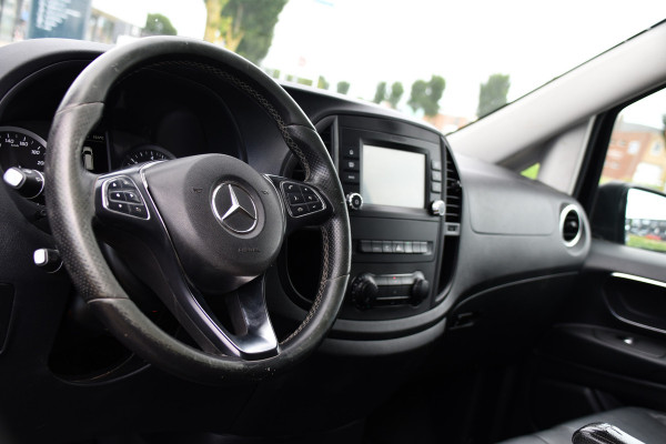Mercedes-Benz Vito 119 CDI L2 Black Edition Camera, Cruise, LED, 190pk, Automaat, Leder, Trekhaak, Multimedia, Stoelverwarming, Uniek!