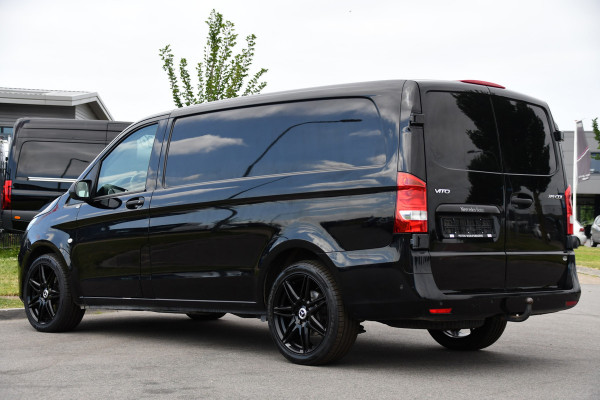 Mercedes-Benz Vito 119 CDI L2 Black Edition Camera, Cruise, LED, 190pk, Automaat, Leder, Trekhaak, Multimedia, Stoelverwarming, Uniek!