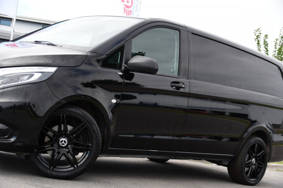 Mercedes-Benz Vito 119 CDI L2 Black Edition Camera, Cruise, LED, 190pk, Automaat, Leder, Trekhaak, Multimedia, Stoelverwarming, Uniek!