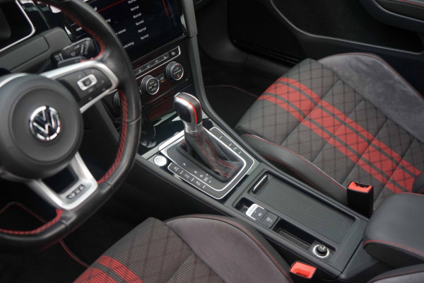 Volkswagen Golf GTI TCR 290PK Nardo/Pano/ACC/DCC/83DKM