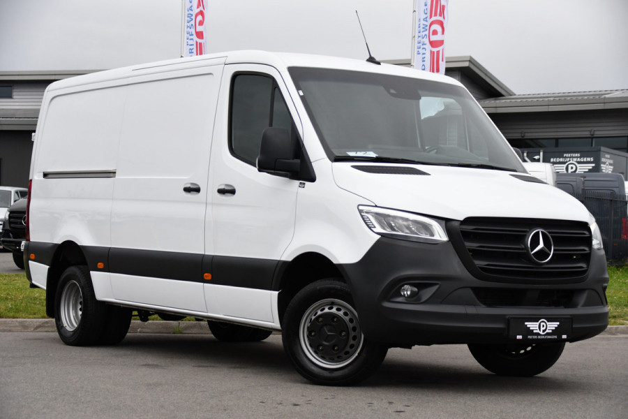 Mercedes-Benz Sprinter 519 V6 3.0 CDI L2H1 PB Edition Camera, Cruise, Carplay, 3500kg Trekhaak, LED, Mbux, Geveerde Stoel, Uniek! 319