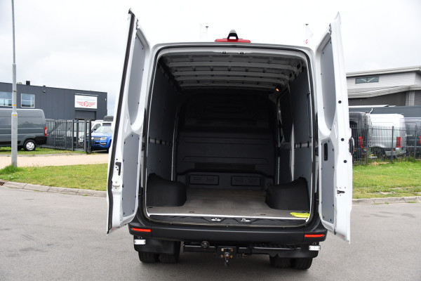 Mercedes-Benz Sprinter 519 V6 3.0 CDI L2H1 PB Edition Camera, Cruise, Carplay, 3500kg Trekhaak, LED, Mbux, Geveerde Stoel, Uniek! 319