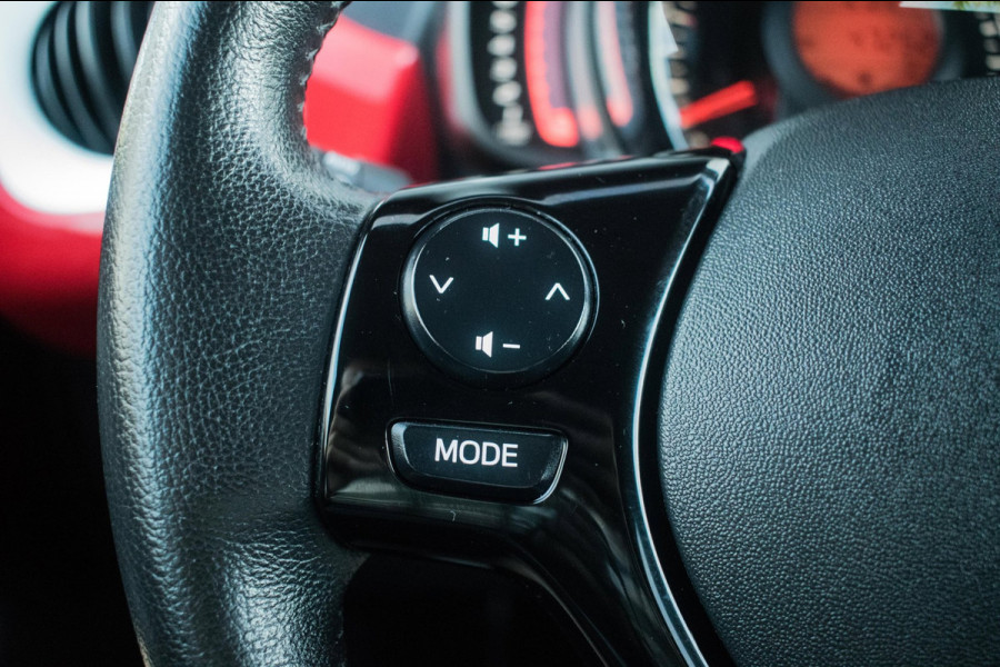 Citroën C1 1.0 VTi JCC+ Collectors Edition [ UNIEK Carplay Camera Nieuwstaat Climate Control Extra Getint Glas ]
