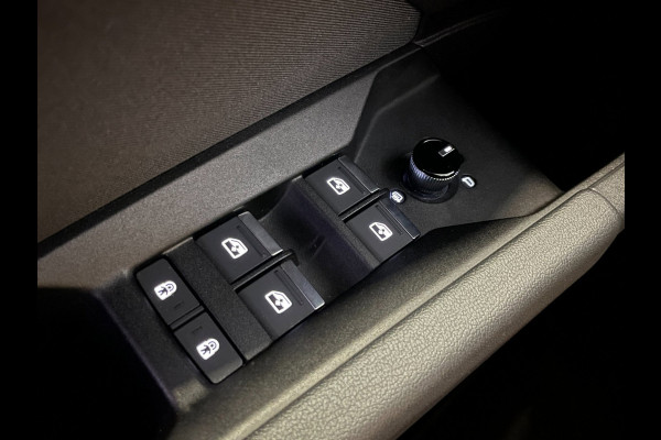 Audi Q4 e-tron 40 Advanced Edition 77 kWh|90% SOH|ELEK.TREKHAAK|ACC|CARPLAY|CAMERA|STOELVERW.|NAVI|NAP|NL-AUTO|INCL. BTW|1e EIG|