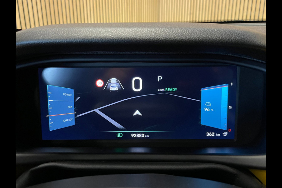 Jeep Avenger 54 kWh|95% SOH|BLACK EDITION|ELEK.A-KLEP|ACC|CAMERA|CARPLAY|ANDROID AUTO|STOELVERW.|PDC V+A|LMV|NAP|NL-AUTO|INCL.BTW|