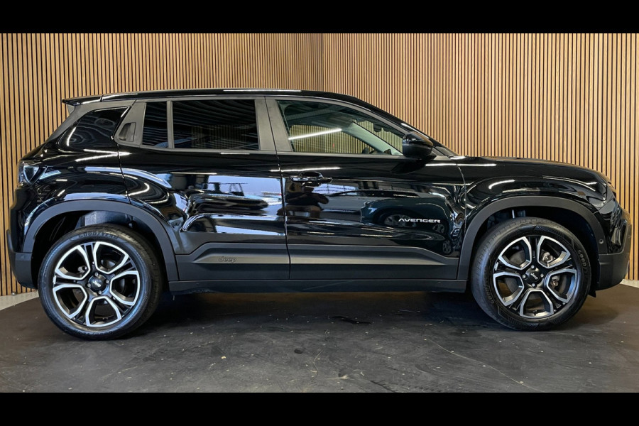 Jeep Avenger 54 kWh|95% SOH|BLACK EDITION|ELEK.A-KLEP|ACC|CAMERA|CARPLAY|ANDROID AUTO|STOELVERW.|PDC V+A|LMV|NAP|NL-AUTO|INCL.BTW|