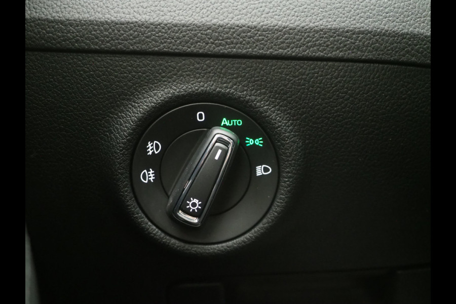 Škoda Superb Combi 1.4 TSI iV Style | Leder | Trekhaak | 360 | Massage | Stoelkoeling | Keyless | Virtual | Sfeerlicht