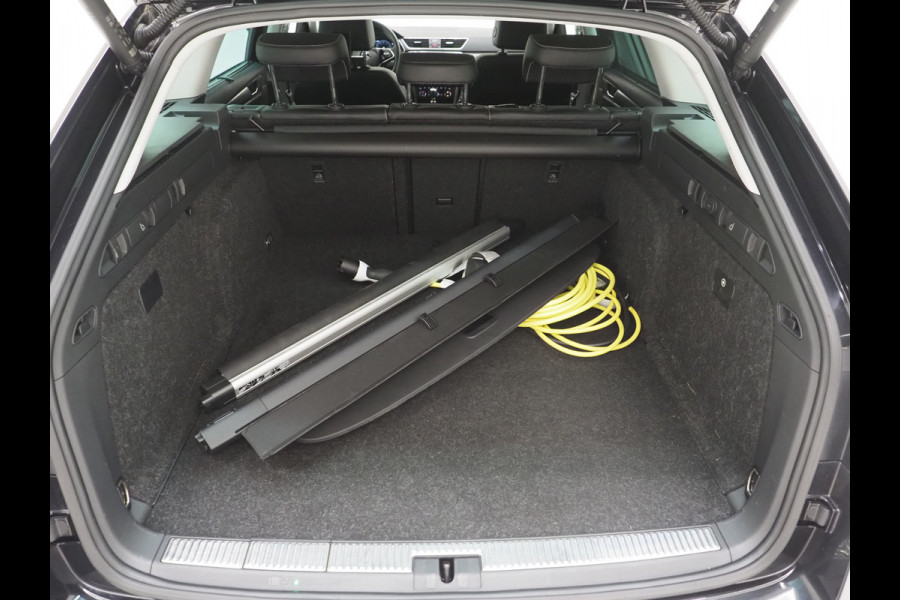 Škoda Superb Combi 1.4 TSI iV Style | Leder | Trekhaak | 360 | Massage | Stoelkoeling | Keyless | Virtual | Sfeerlicht