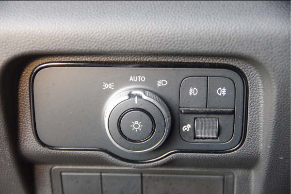 Mercedes-Benz Citan 112 CDI L1 3-ZITS, LED, CAMERA, NAVI, CRUISE, CLIMA