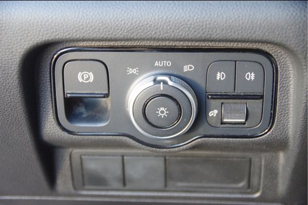 Mercedes-Benz Citan 112 CDI L1 AUT. LED, CAMERA, STOELVERWARMING, CLIMA, NAVI, CRUISE, LEDER STUUR
