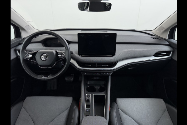 Škoda ENYAQ iV 60 SOH 92% Warmtepomp Panoramadak Adap.Cruise 3-Zone Stoelverwarming Keyless advanced Ecc Pdc Android Auto Apple Carplay Privacy Glas Lmv Led Isofix Lane Assist Verkeersbord herkenning 1e Eigenaar Dealeronderhouden Origineel Nederlandse Auto