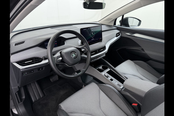 Škoda ENYAQ iV 60 SOH 92% Warmtepomp Panoramadak Adap.Cruise 3-Zone Stoelverwarming Keyless advanced Ecc Pdc Android Auto Apple Carplay Privacy Glas Lmv Led Isofix Lane Assist Verkeersbord herkenning 1e Eigenaar Dealeronderhouden Origineel Nederlandse Auto