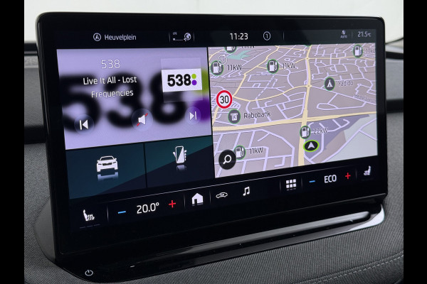 Škoda ENYAQ iV 60 SOH 92% Warmtepomp Panoramadak Adap.Cruise 3-Zone Stoelverwarming Keyless advanced Ecc Pdc Android Auto Apple Carplay Privacy Glas Lmv Led Isofix Lane Assist Verkeersbord herkenning 1e Eigenaar Dealeronderhouden Origineel Nederlandse Auto