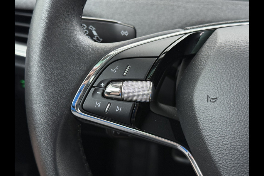 Škoda ENYAQ iV 60 SOH 92% Warmtepomp Panoramadak Adap.Cruise 3-Zone Stoelverwarming Keyless advanced Ecc Pdc Android Auto Apple Carplay Privacy Glas Lmv Led Isofix Lane Assist Verkeersbord herkenning 1e Eigenaar Dealeronderhouden Origineel Nederlandse Auto