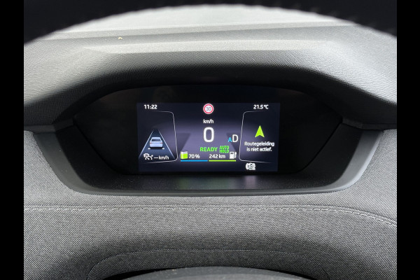 Škoda ENYAQ iV 60 SOH 92% Warmtepomp Panoramadak Adap.Cruise 3-Zone Stoelverwarming Keyless advanced Ecc Pdc Android Auto Apple Carplay Privacy Glas Lmv Led Isofix Lane Assist Verkeersbord herkenning 1e Eigenaar Dealeronderhouden Origineel Nederlandse Auto