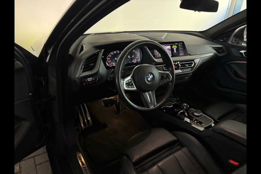 BMW 1-serie M135i xDrive High Executive Edition Pano|HuD|H/K
