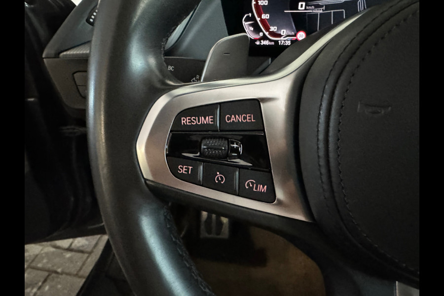BMW 1-serie M135i xDrive High Executive Edition Pano|HuD|H/K