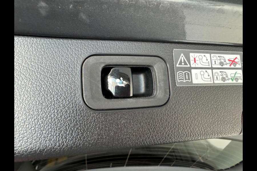 Mercedes-Benz C-Klasse Estate 300 e AMG Pano|Keyless|Sfeer