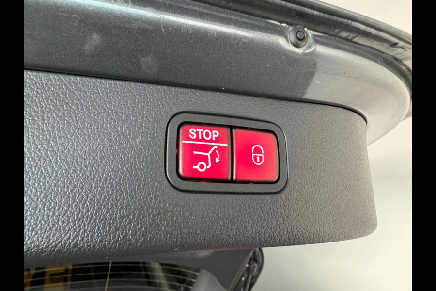 Mercedes-Benz C-Klasse Estate 300 e AMG Pano|Keyless|Sfeer