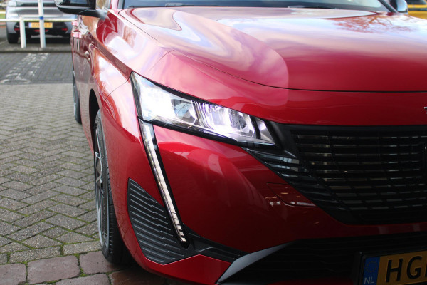 Peugeot 308 1.2 Hybrid 145PK AUTOMAAT ALLURE | AGR STOEL | STOEL EN STUUR VEWARMING | KEYLESS ENTRY/START | DRAADLOZE APPLE CARPLAY/ANDROID AUTO | NAVIGATIE | CLIMATE CONTROL | LICHTMETALEN VELGEN 17" | LED KOPLAMPEN | ACHTERUITRIJCAMERAA | ADAPTIVE CRUISE CONTROL | DRAADLOZE TELEFOONLADER |