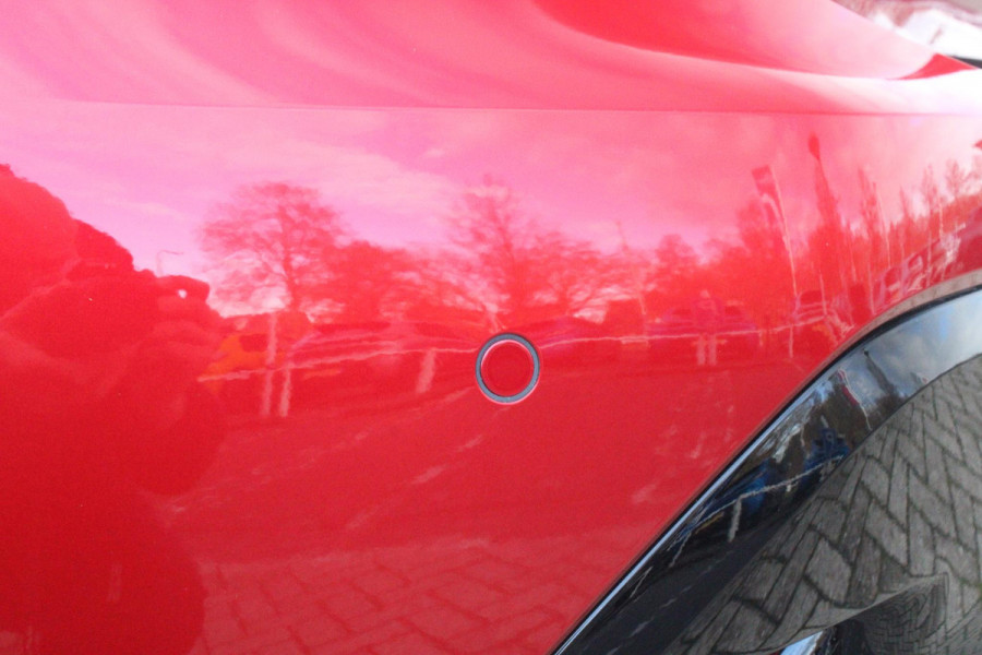 Peugeot 308 1.2 Hybrid 145PK AUTOMAAT ALLURE | AGR STOEL | STOEL EN STUUR VEWARMING | KEYLESS ENTRY/START | DRAADLOZE APPLE CARPLAY/ANDROID AUTO | NAVIGATIE | CLIMATE CONTROL | LICHTMETALEN VELGEN 17" | LED KOPLAMPEN | ACHTERUITRIJCAMERAA | ADAPTIVE CRUISE CONTROL | DRAADLOZE TELEFOONLADER |