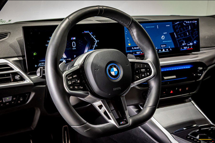 BMW 3 Serie Touring 330e xDrive|M-sport|Fiscaal aantrekkelijk