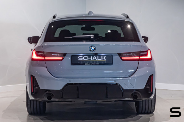BMW 3 Serie Touring 330e xDrive|M-sport|Fiscaal aantrekkelijk
