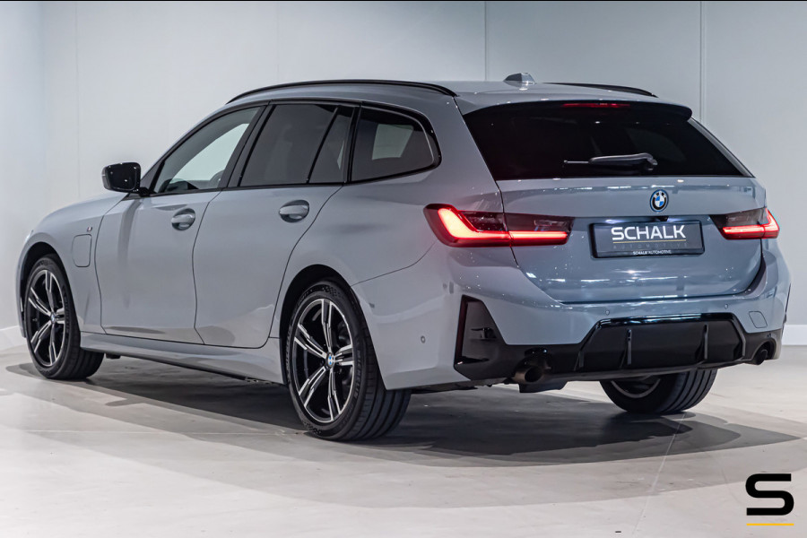 BMW 3 Serie Touring 330e xDrive|M-sport|Fiscaal aantrekkelijk
