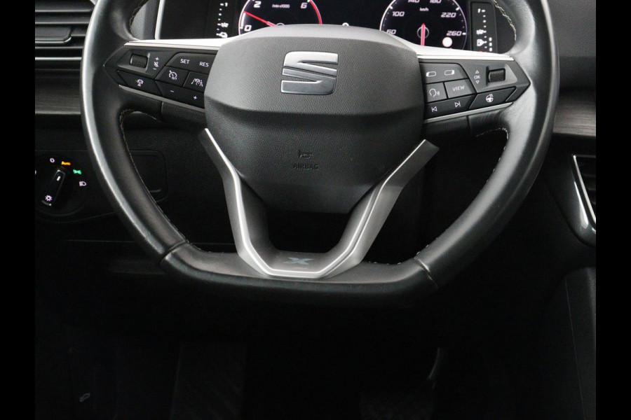 Seat Tarraco 1.4 TSI e-Hybrid PHEV Xcellence | SOH 87,3% | SOH 87,3% | Panoramadak | Trekhaak | Adaptive cruise | Carplay | 360 Camera | Navigatie | Climate control | DAB+ | Full LED | Park assist