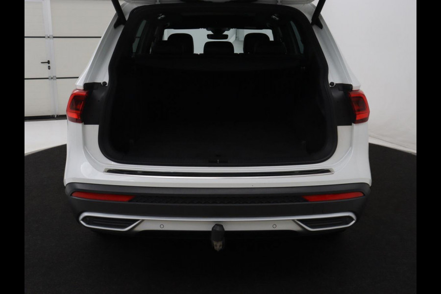 Seat Tarraco 1.4 TSI e-Hybrid PHEV Xcellence | SOH 87,3% | SOH 87,3% | Panoramadak | Trekhaak | Adaptive cruise | Carplay | 360 Camera | Navigatie | Climate control | DAB+ | Full LED | Park assist