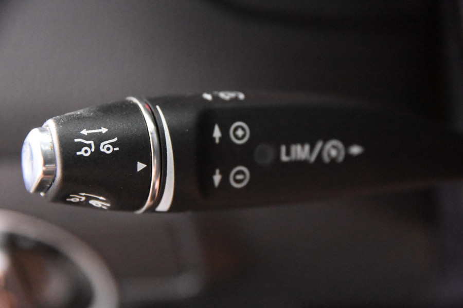 Mercedes-Benz CLA-Klasse Shooting Brake 180 AMG *Leer*Navigatie*