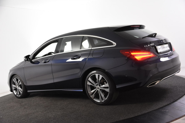 Mercedes-Benz CLA-Klasse Shooting Brake 180 AMG *Leer*Navigatie*