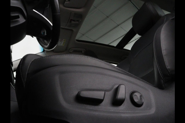 Hyundai i30 Wagon 1.5 T-GDi MHEV Premium Sky | Panoramadak | Stoel & Sturverwarming | Stoelkoeling | Camera | Adaptive cruise | Navigatie | Carplay | DAB+ | Climate control | Full LED