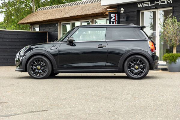 MINI Electric Resolute Edition 33 kWh Soh 97% I Camera I Led I Leder I Navigatie I CarPlay I Android I Climate I Cruise I HeadUp