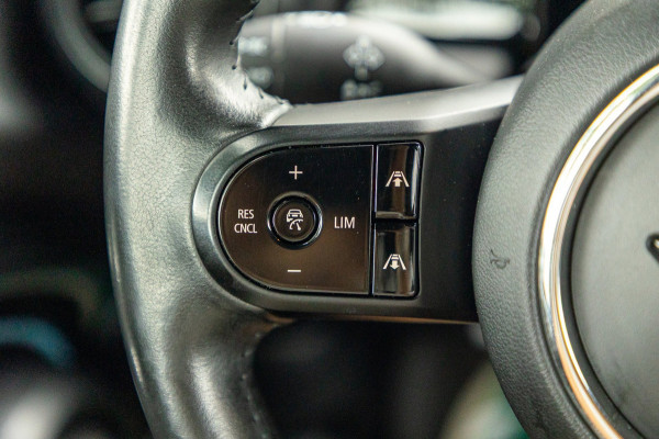 MINI Electric Resolute Edition 33 kWh Soh 97% I Camera I Led I Leder I Navigatie I CarPlay I Android I Climate I Cruise I HeadUp