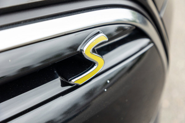 MINI Electric Resolute Edition 33 kWh Soh 97% I Camera I Led I Leder I Navigatie I CarPlay I Android I Climate I Cruise I HeadUp