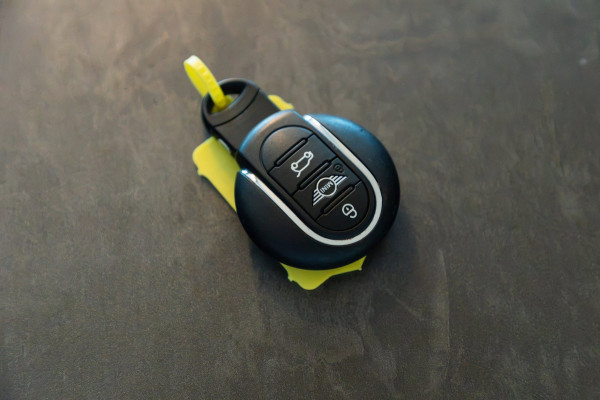 MINI Electric Resolute Edition 33 kWh Soh 97% I Camera I Led I Leder I Navigatie I CarPlay I Android I Climate I Cruise I HeadUp