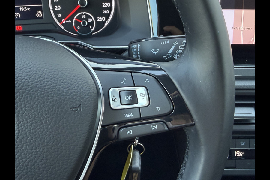Volkswagen Polo 1.0 TSI Highline | CarPlay | ACC | BEATS Audio | Clima | 17 inch