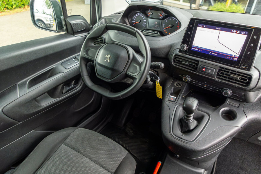 Peugeot Partner 1.2 PureTech Premium Airco I Parkeersensoren I Cruise control I Navigatie I Benzine I Android I CarPlay I NAP